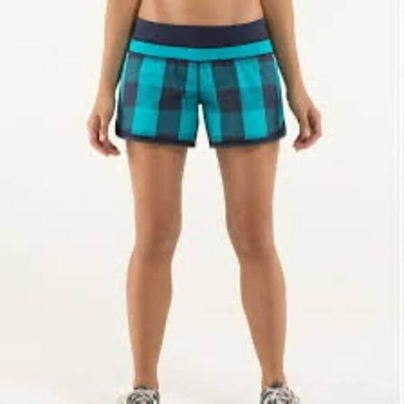 Lululemon Groovy Run Short 2-way Stretch in Surge and Inkwell Size 12 - Picture 2 of 10